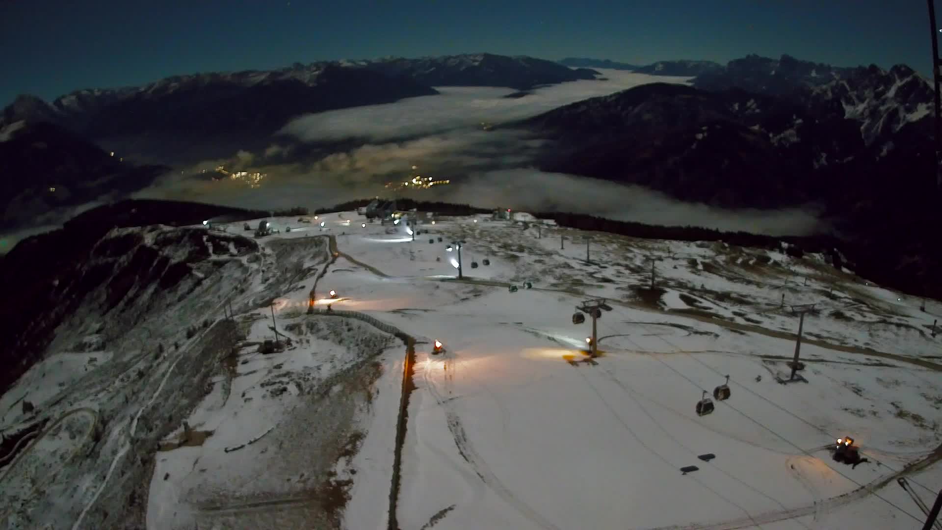 Kronplatz peak | view to Valdaora – Olang