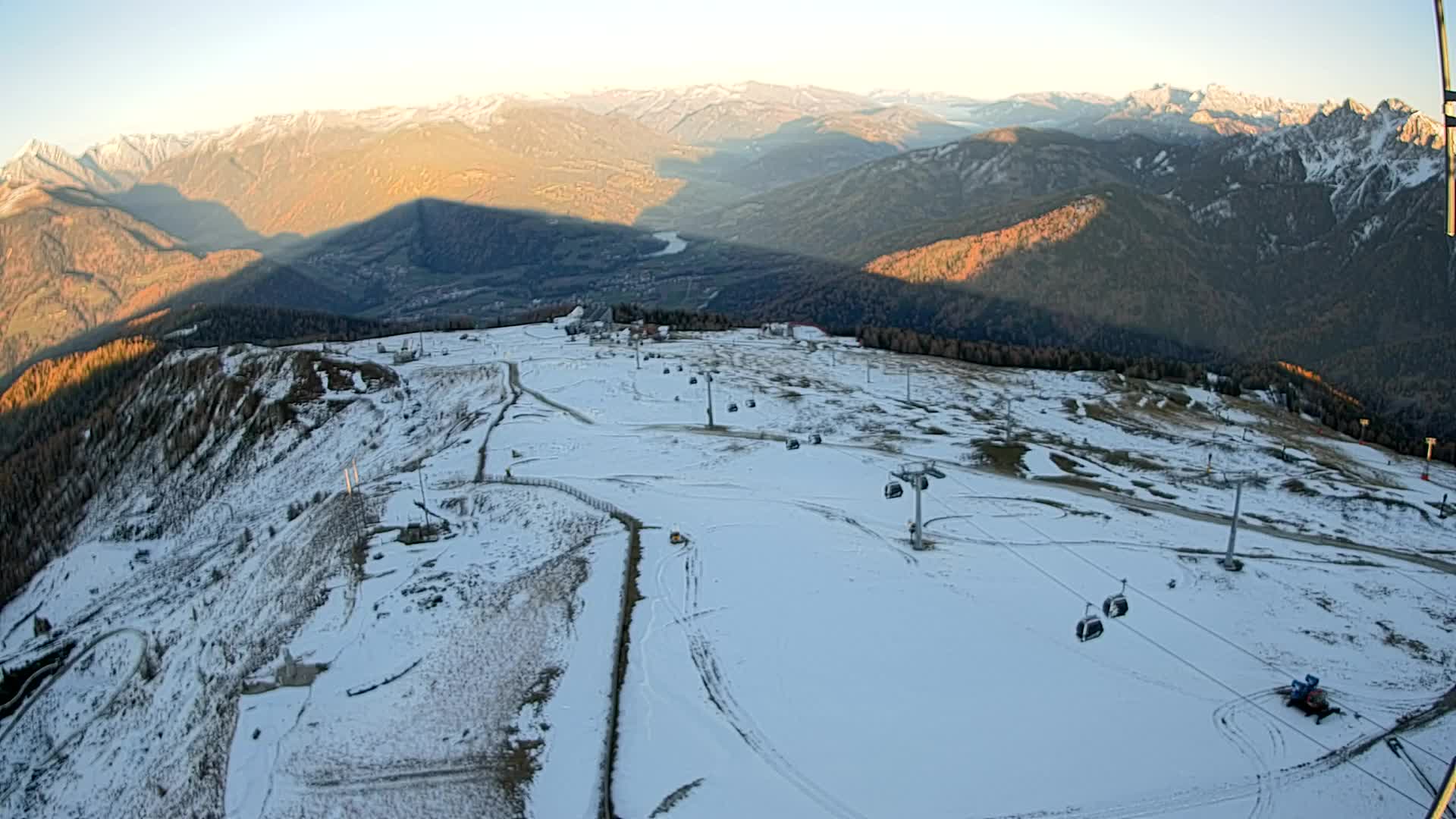 Kronplatz peak | view to Valdaora – Olang