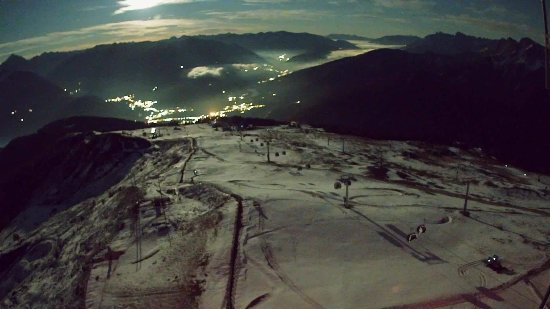 Kronplatz peak | view to Valdaora – Olang