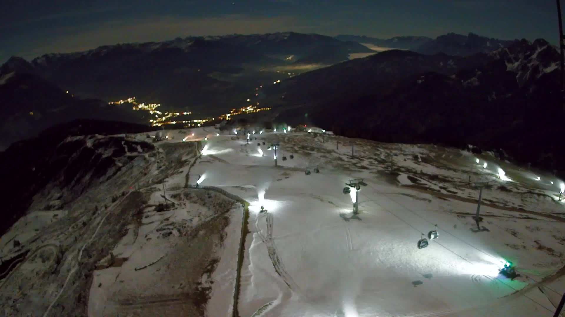 Kronplatz peak | view to Valdaora – Olang