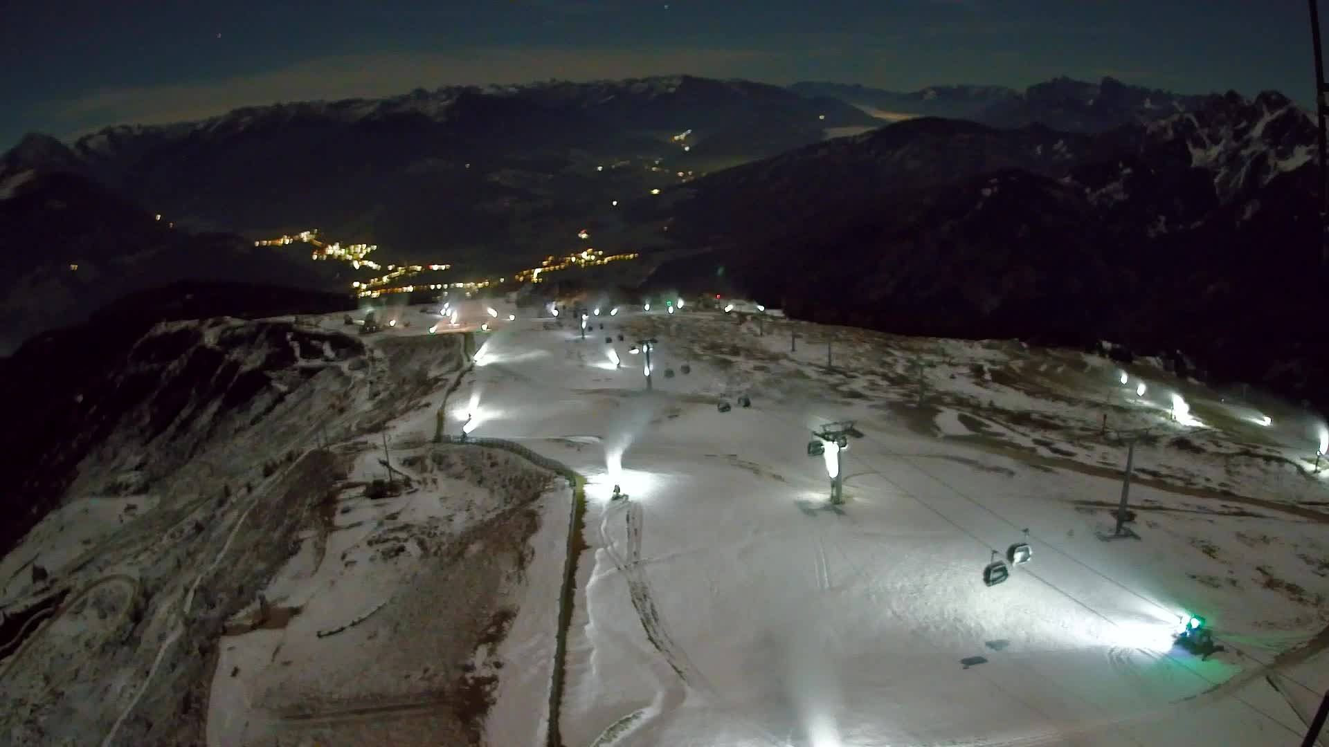 Kronplatz peak | view to Valdaora – Olang