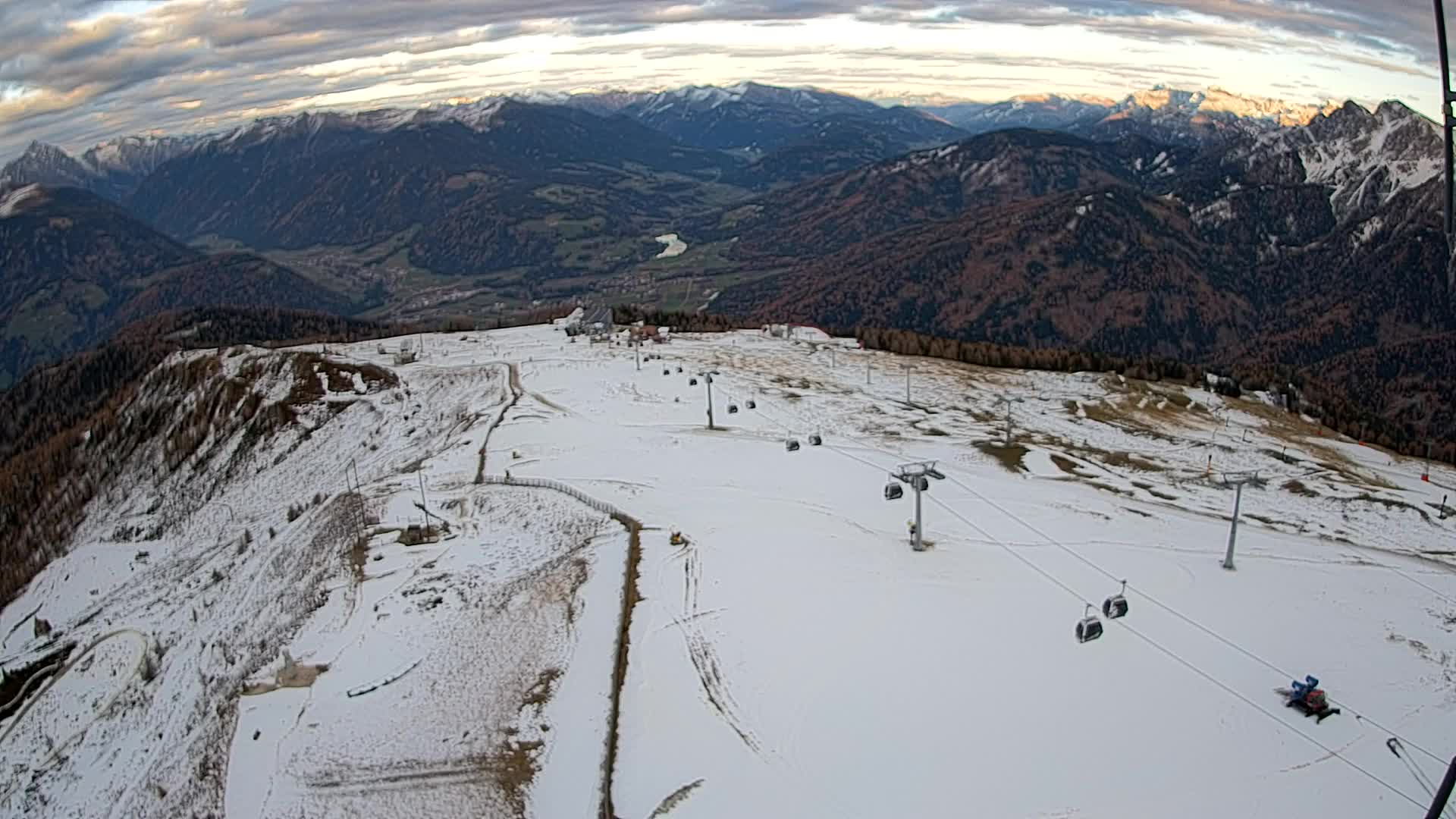 Kronplatz peak | view to Valdaora – Olang