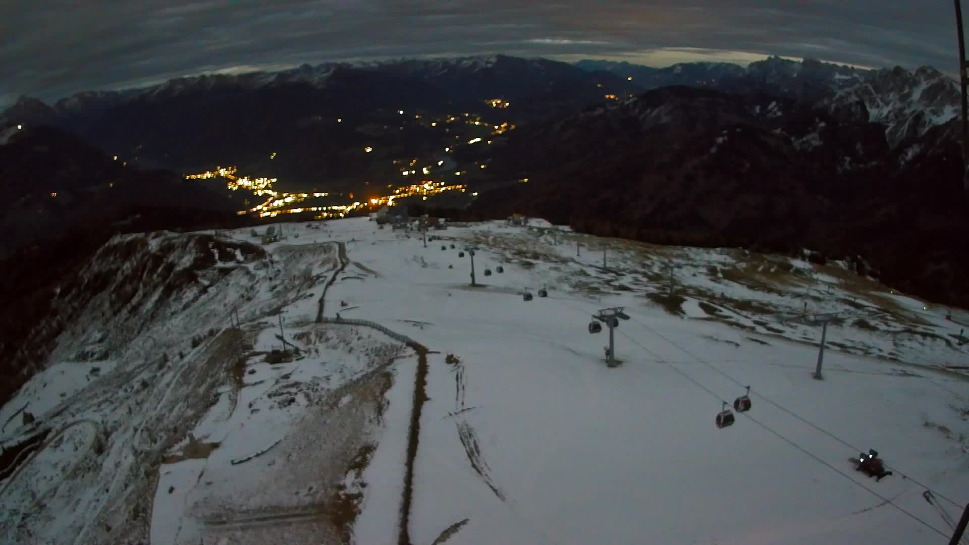 Kronplatz peak | view to Valdaora – Olang