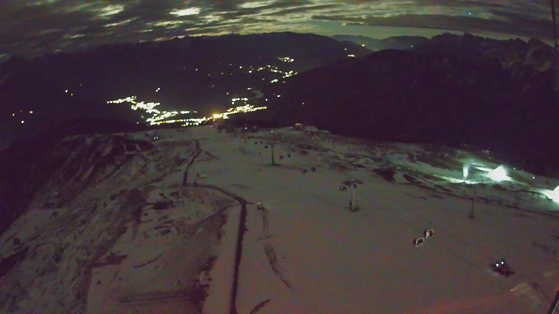 Kronplatz peak | view to Valdaora – Olang