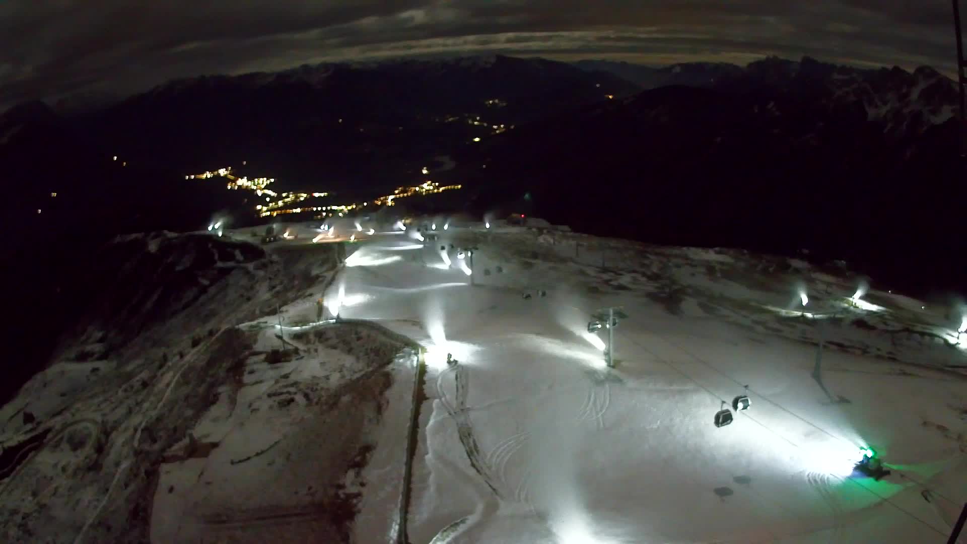 Kronplatz peak | view to Valdaora – Olang