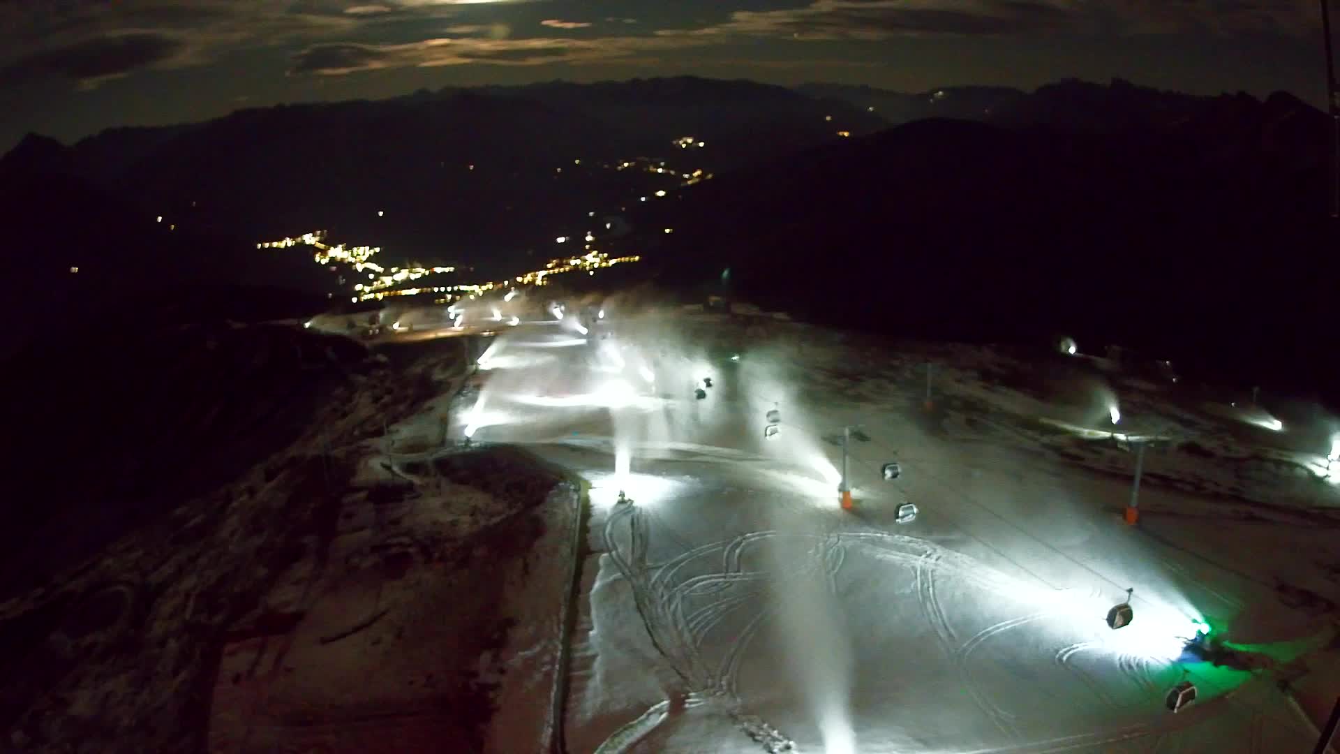 Kronplatz peak | view to Valdaora – Olang