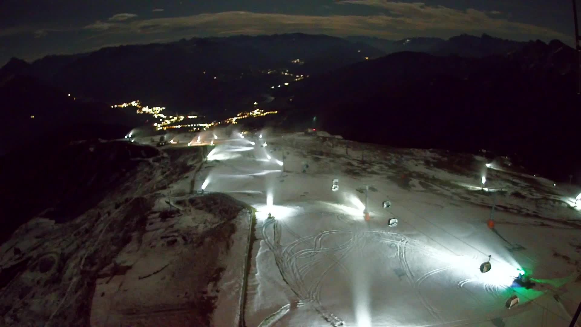 Kronplatz peak | view to Valdaora – Olang