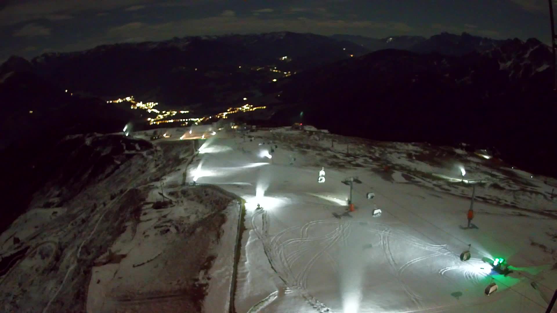 Kronplatz peak | view to Valdaora – Olang