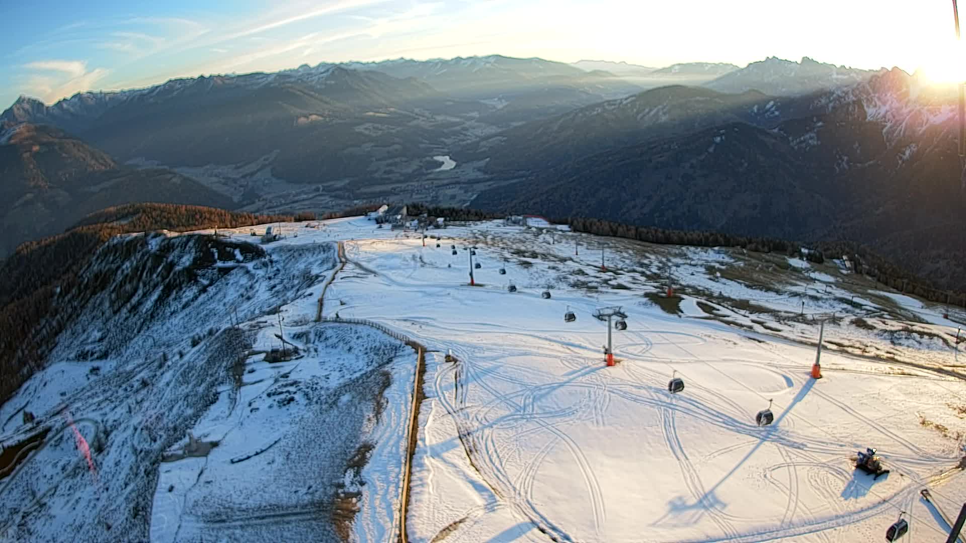 Kronplatz peak | view to Valdaora – Olang