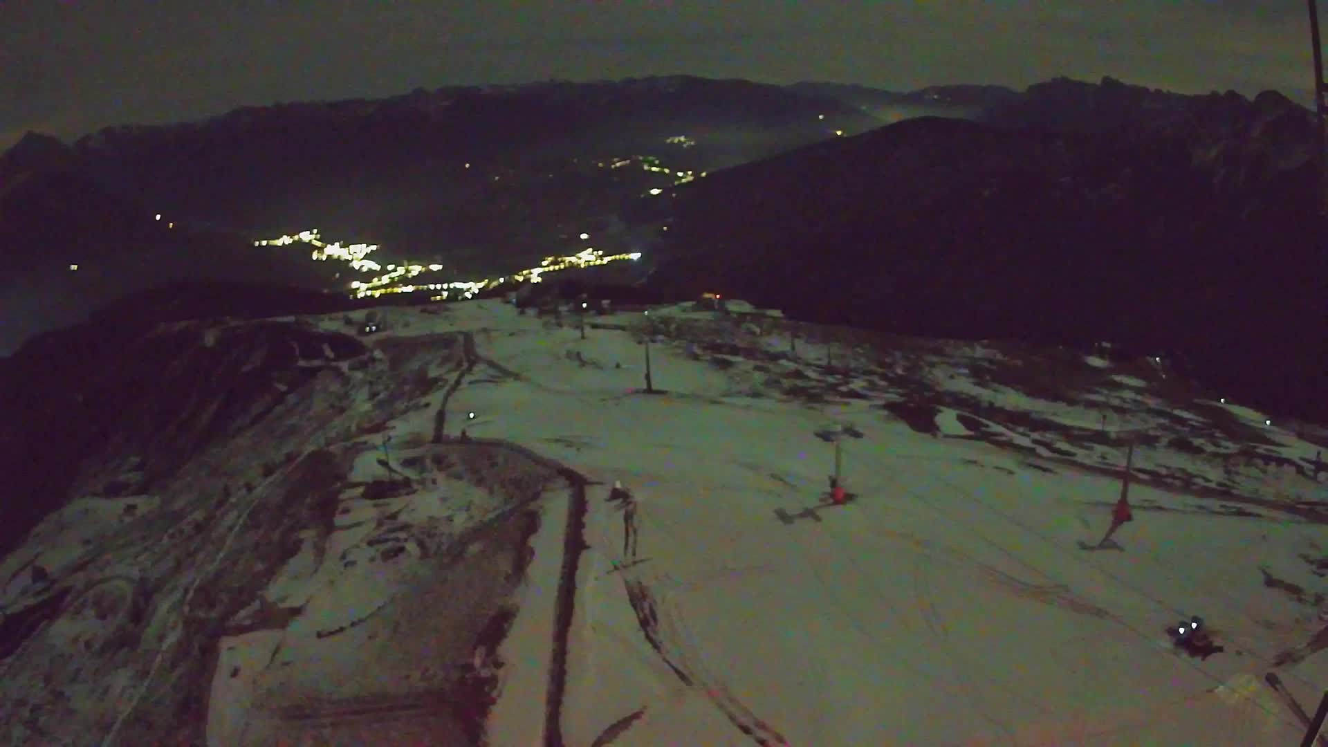 Kronplatz peak | view to Valdaora – Olang