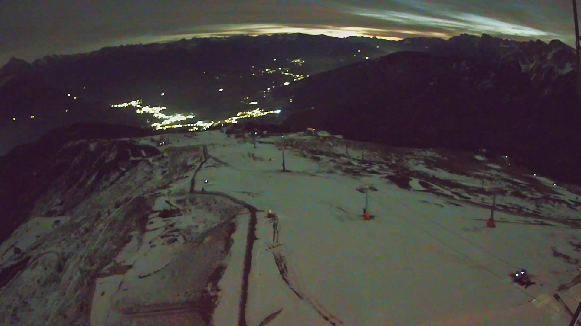 Kronplatz peak | view to Valdaora – Olang