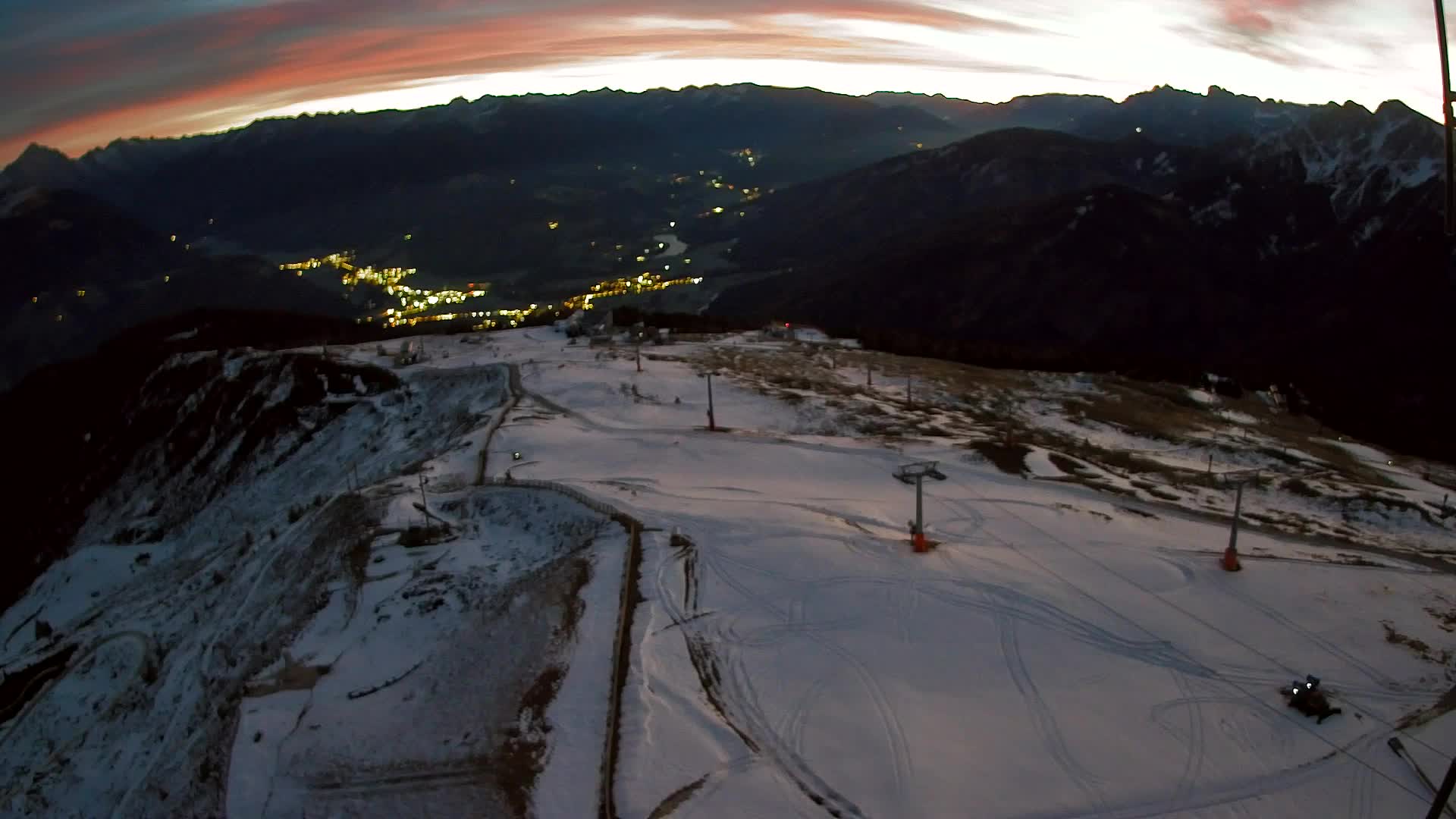 Kronplatz peak | view to Valdaora – Olang