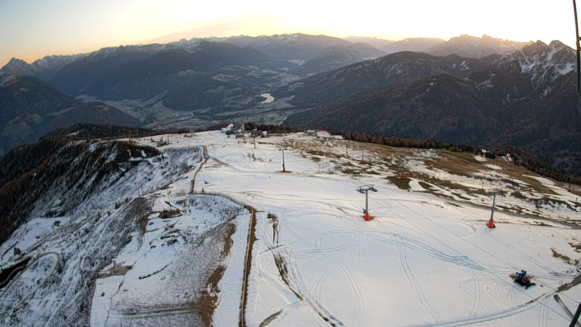 Kronplatz peak | view to Valdaora – Olang