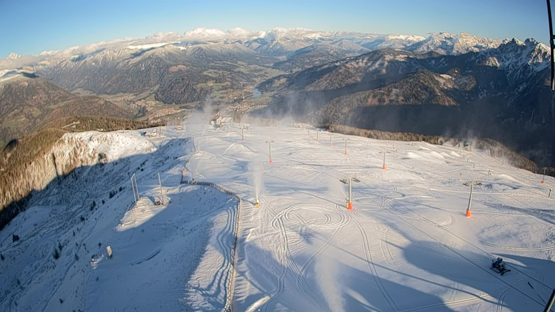Kronplatz peak | view to Valdaora – Olang