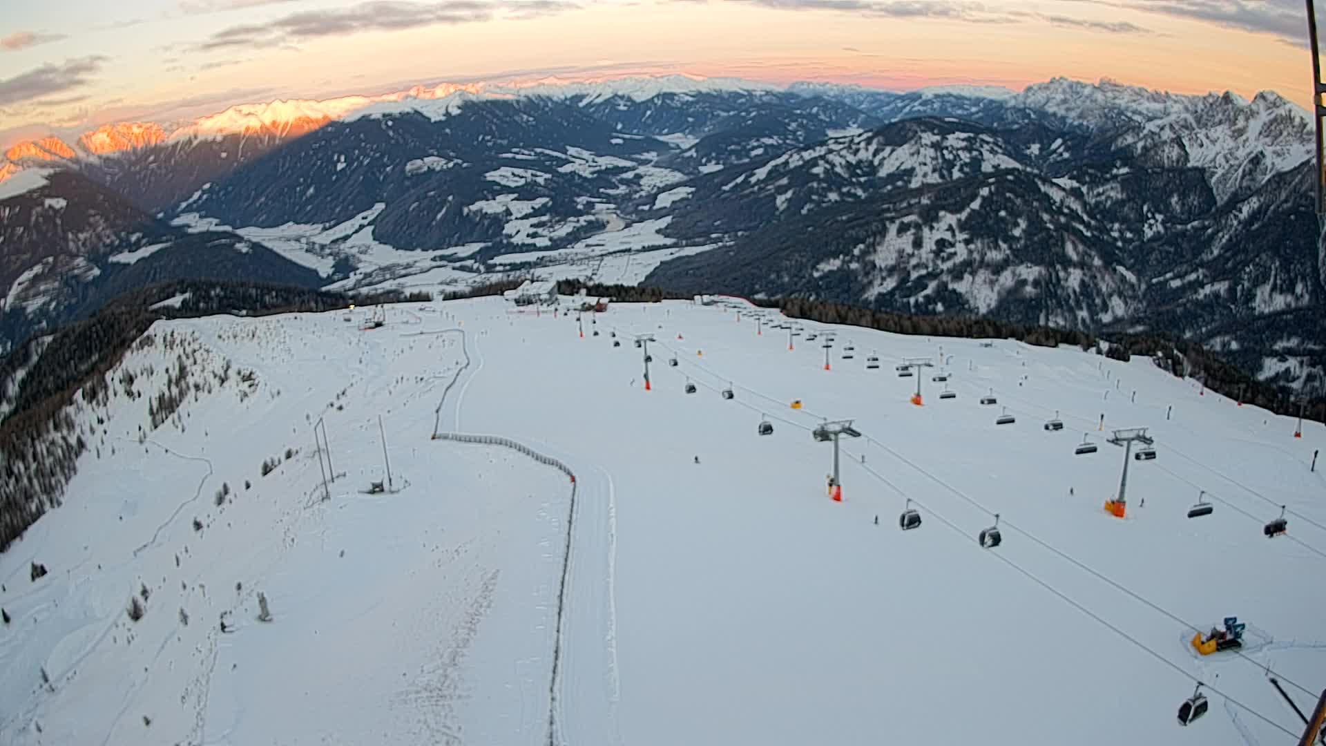 Kronplatz peak | view to Valdaora – Olang