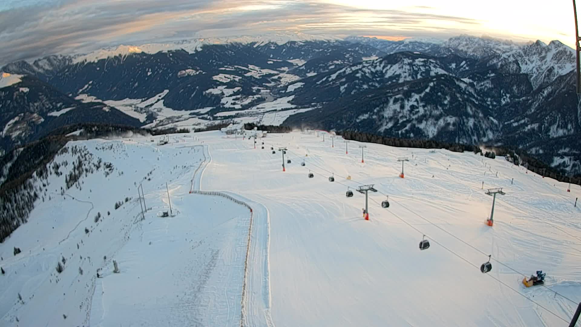Kronplatz peak | view to Valdaora – Olang