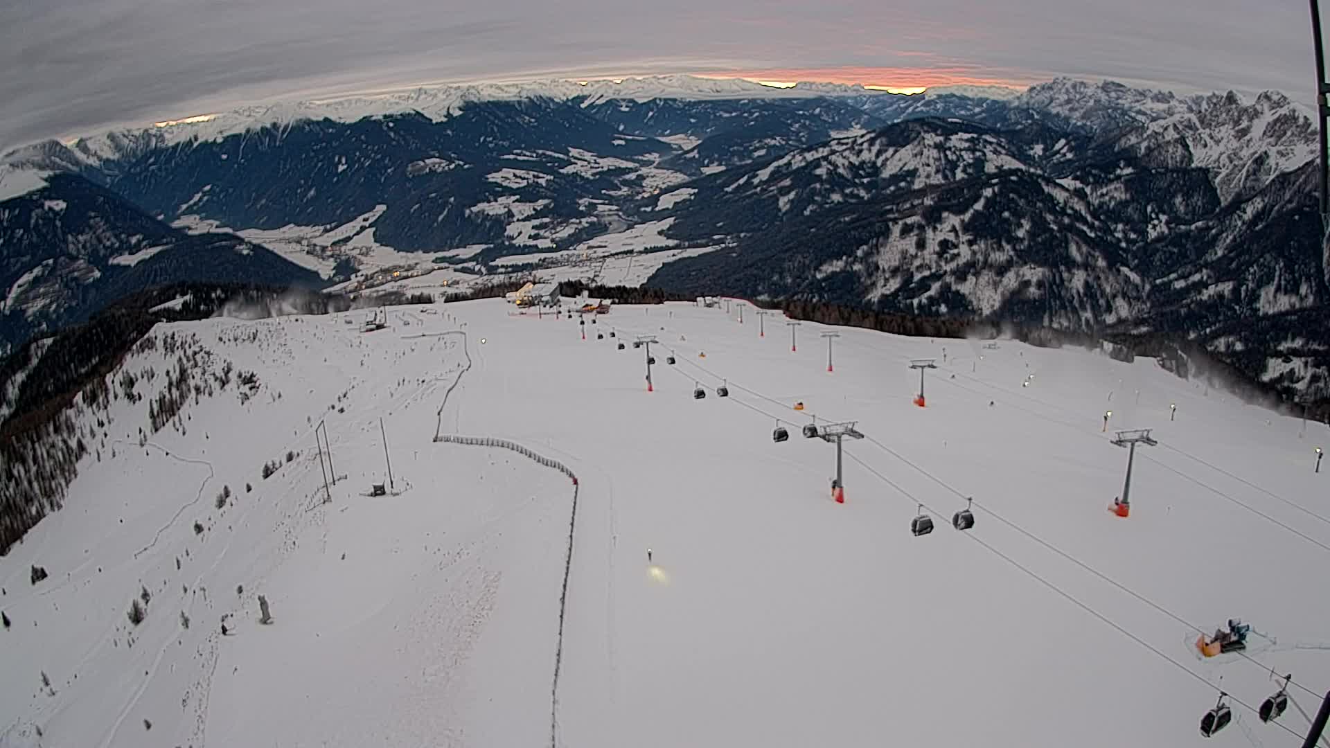 Kronplatz peak | view to Valdaora – Olang