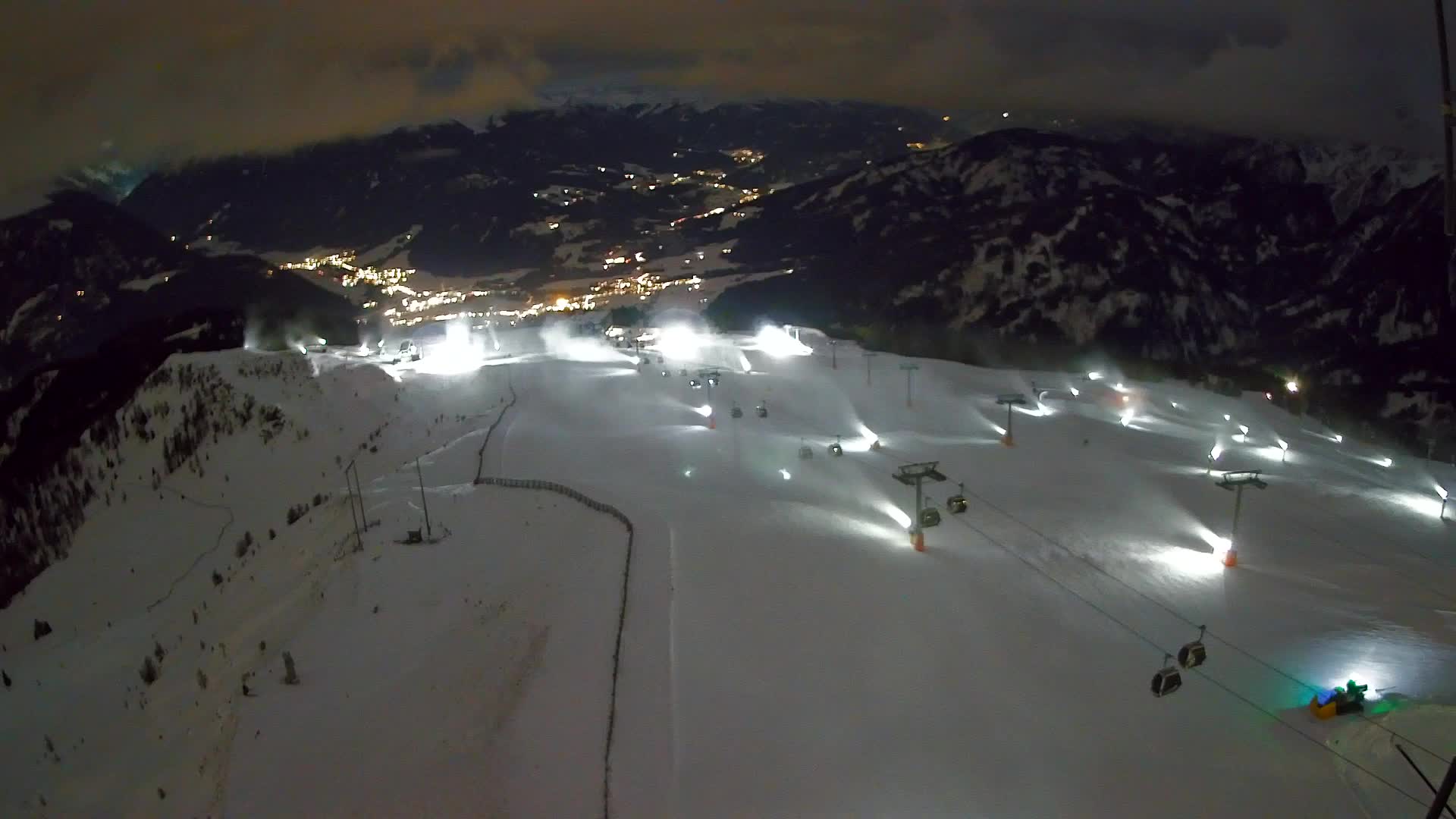 Kronplatz peak | view to Valdaora – Olang