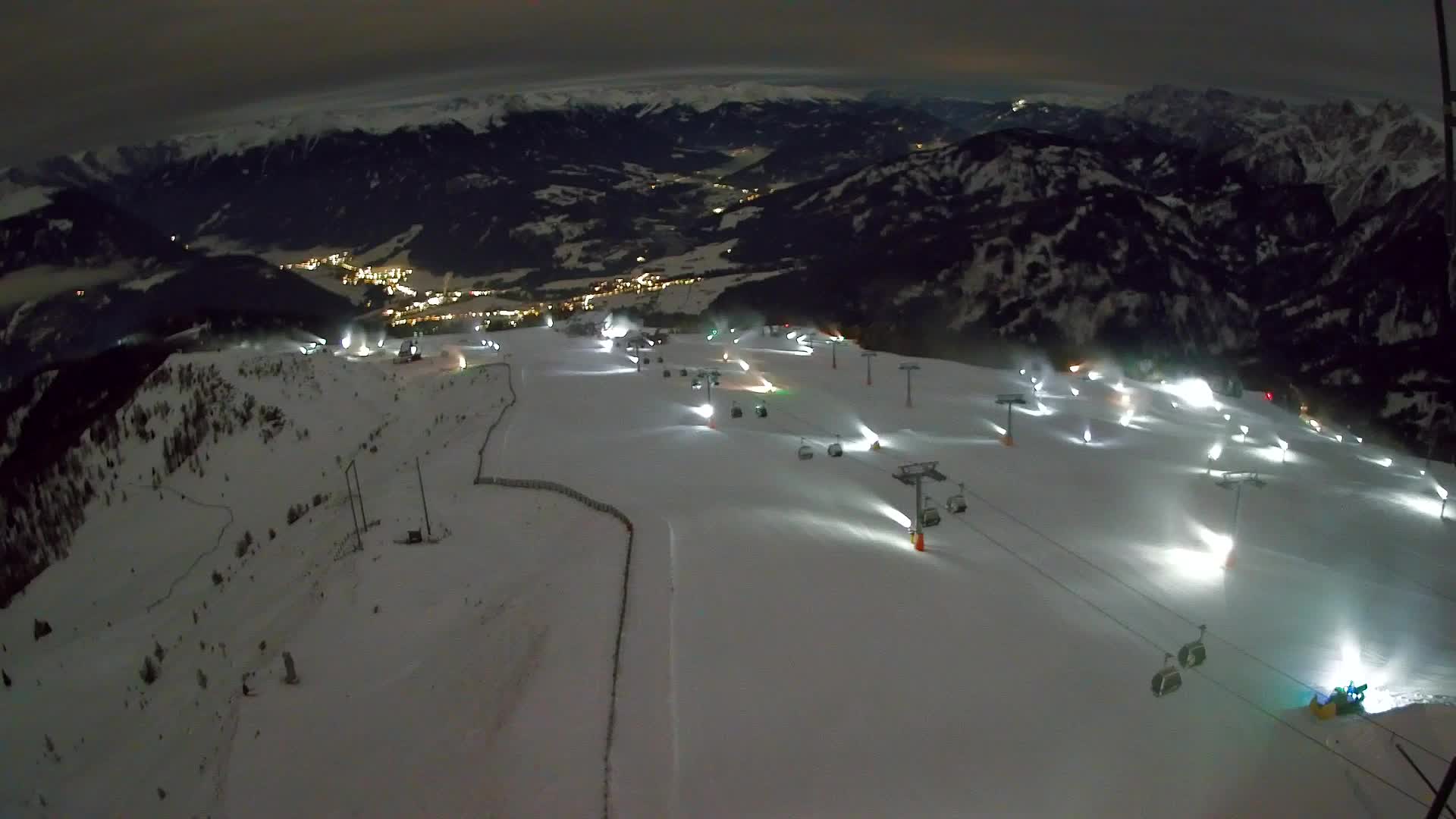 Kronplatz peak | view to Valdaora – Olang