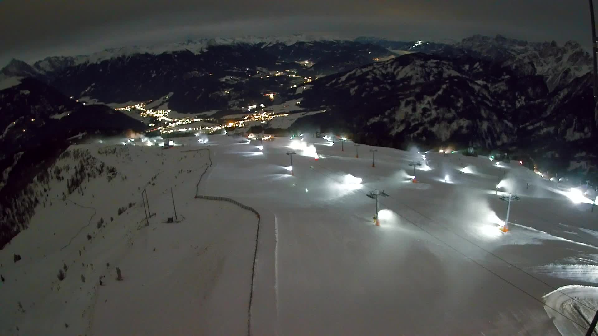 Kronplatz peak | view to Valdaora – Olang