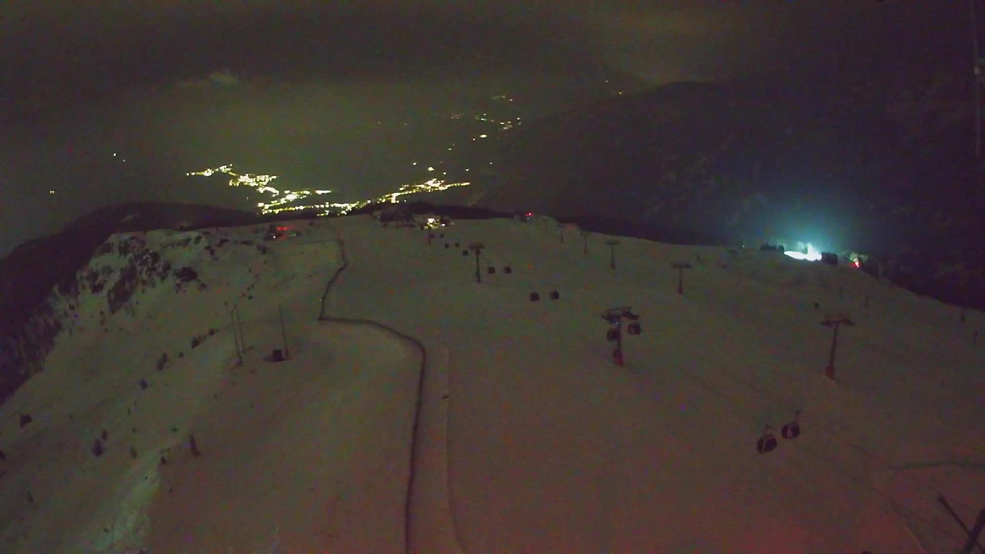 Kronplatz peak | view to Valdaora – Olang