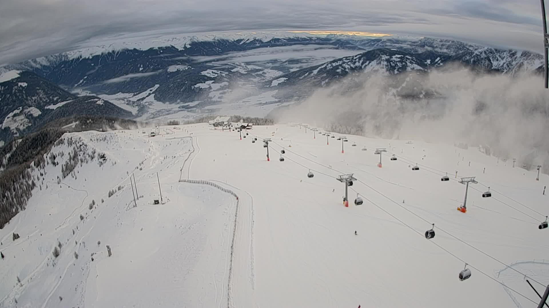 Kronplatz peak | view to Valdaora – Olang