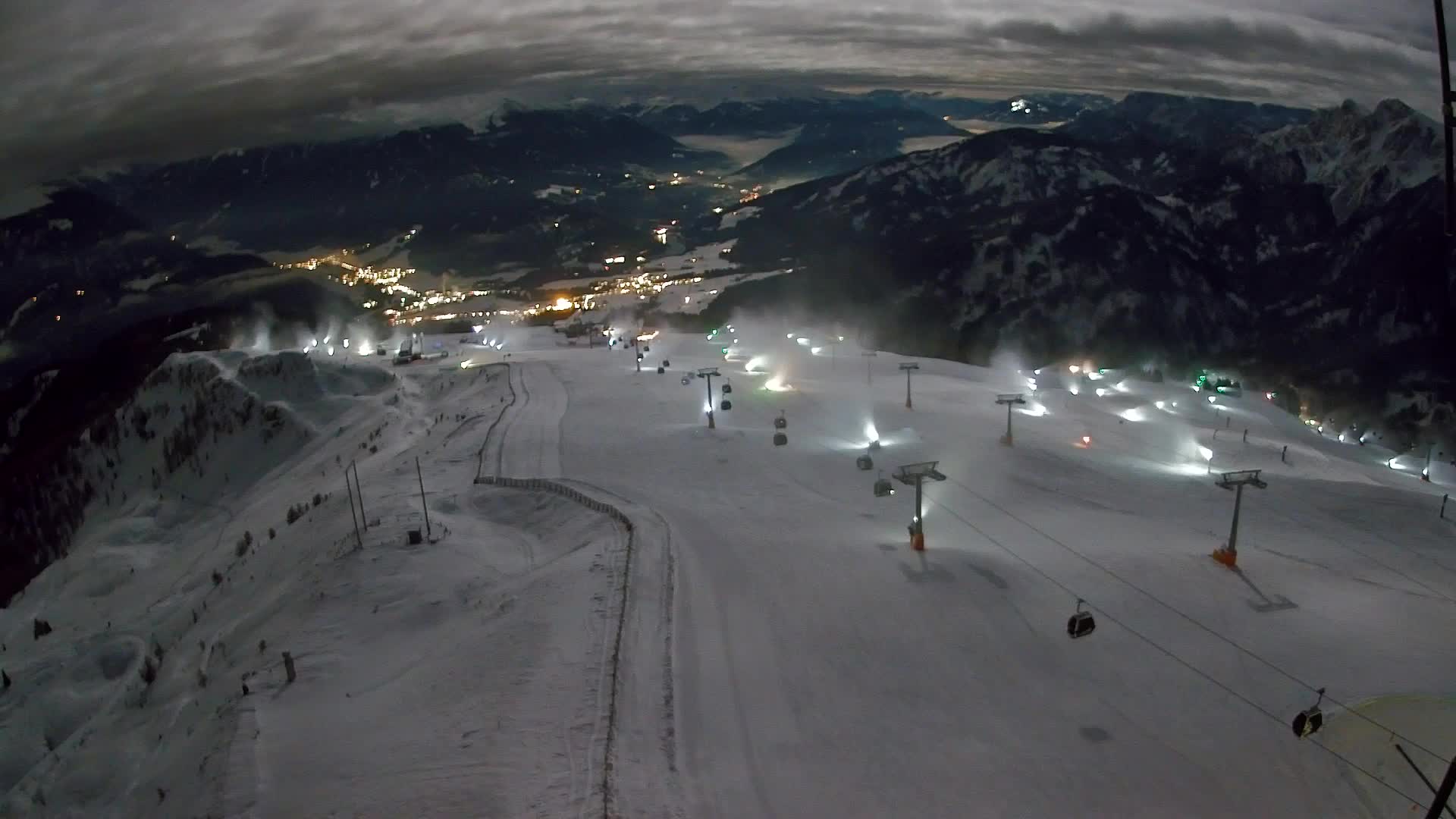 Kronplatz peak | view to Valdaora – Olang