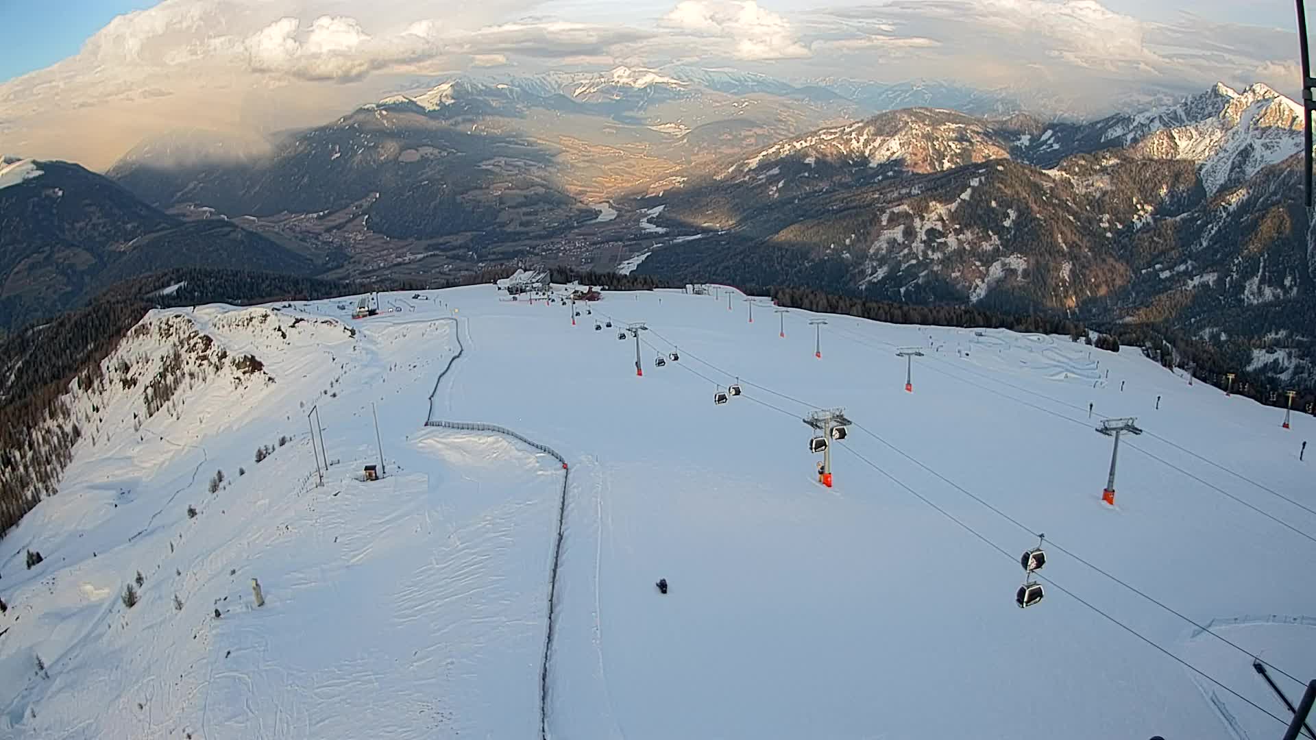 Kronplatz peak | view to Valdaora – Olang