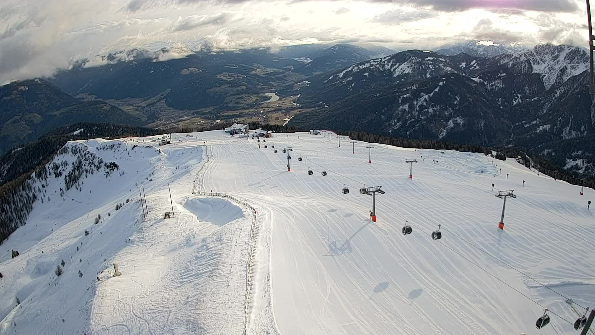 Kronplatz peak | view to Valdaora – Olang