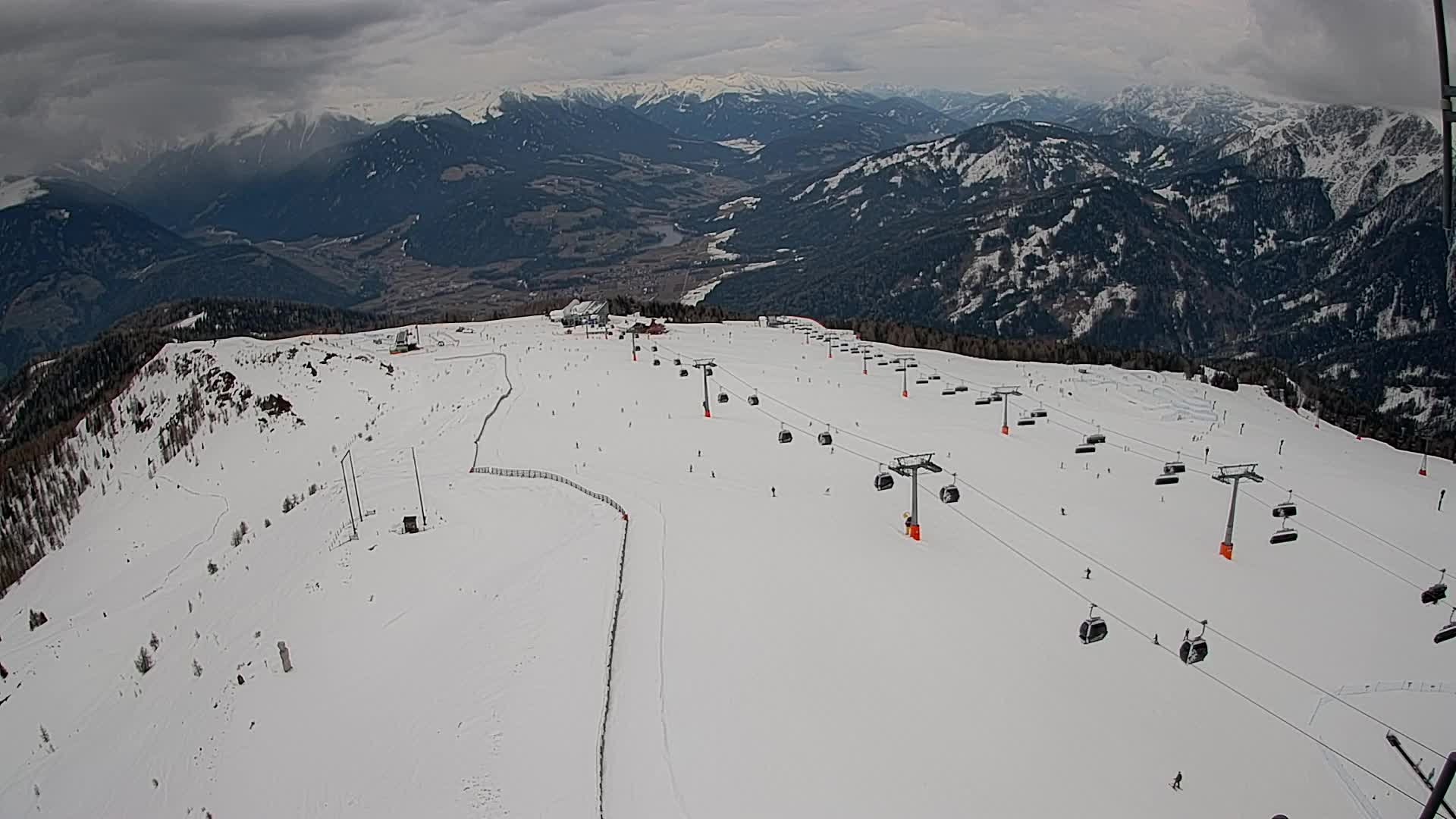 Kronplatz peak | view to Valdaora – Olang