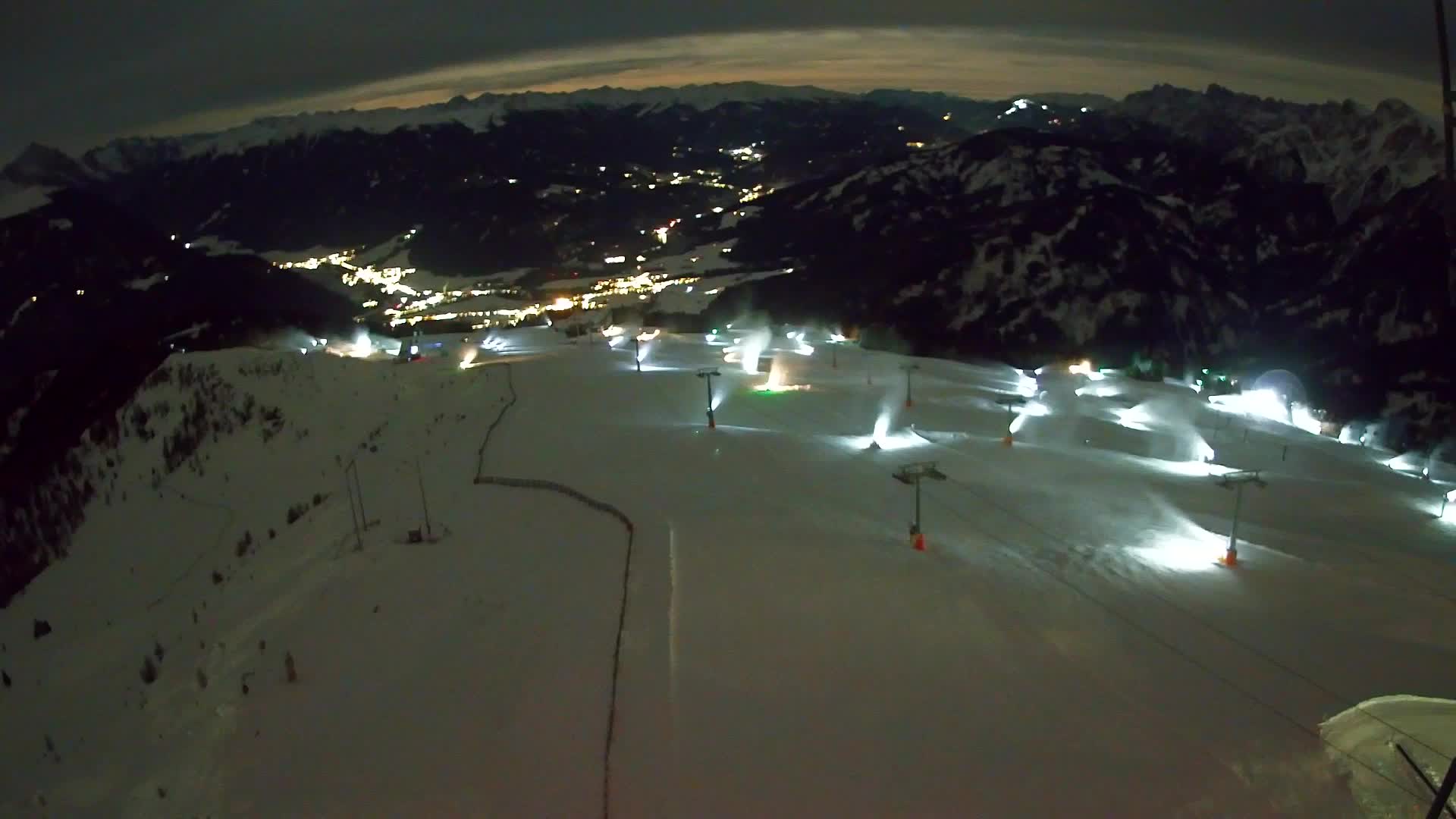 Kronplatz peak | view to Valdaora – Olang