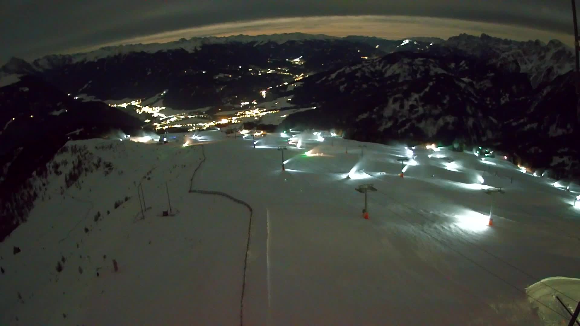 Kronplatz peak | view to Valdaora – Olang