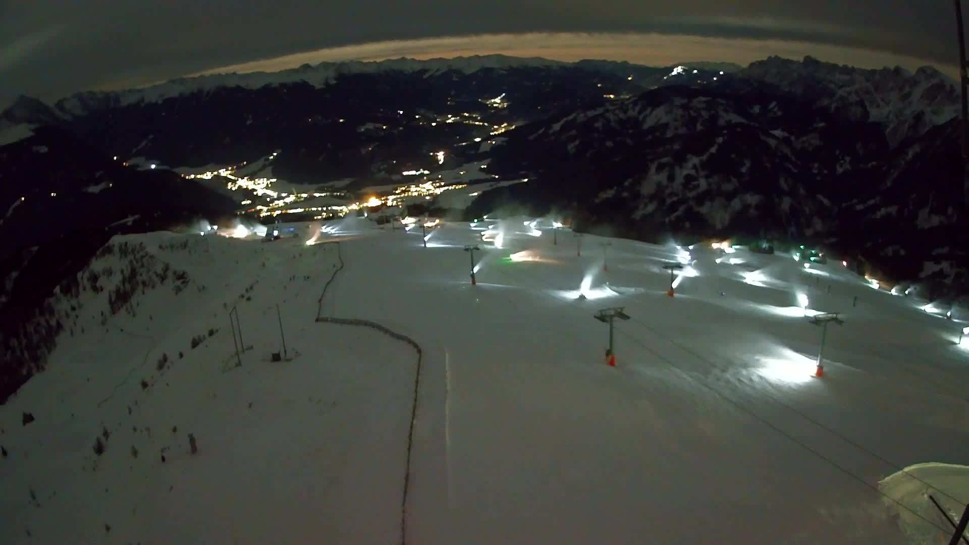 Kronplatz peak | view to Valdaora – Olang