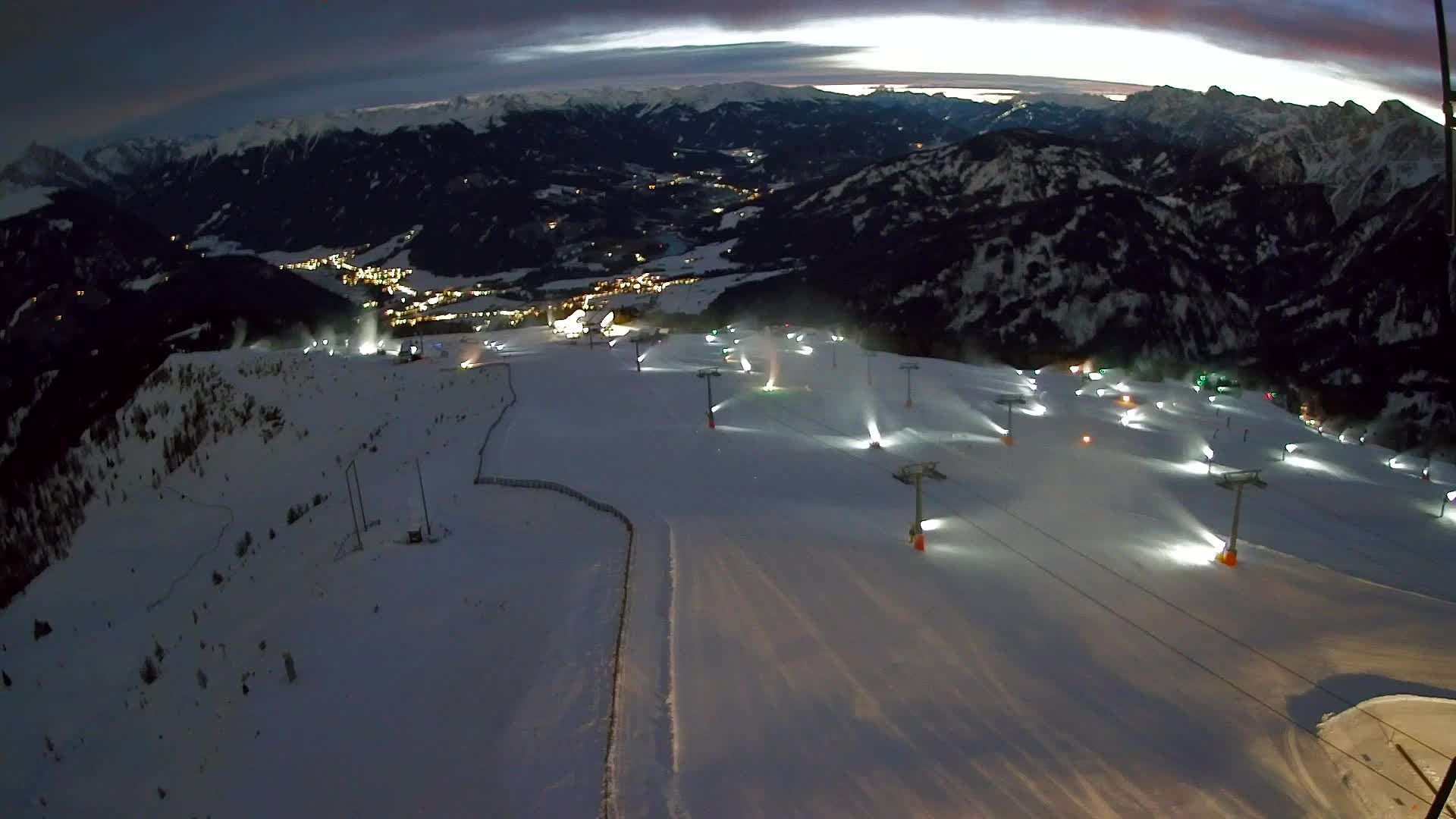 Kronplatz peak | view to Valdaora – Olang