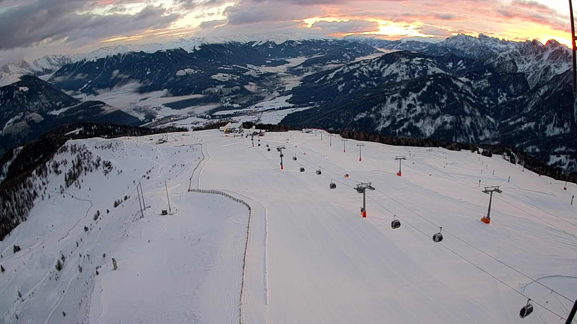 Kronplatz peak | view to Valdaora – Olang