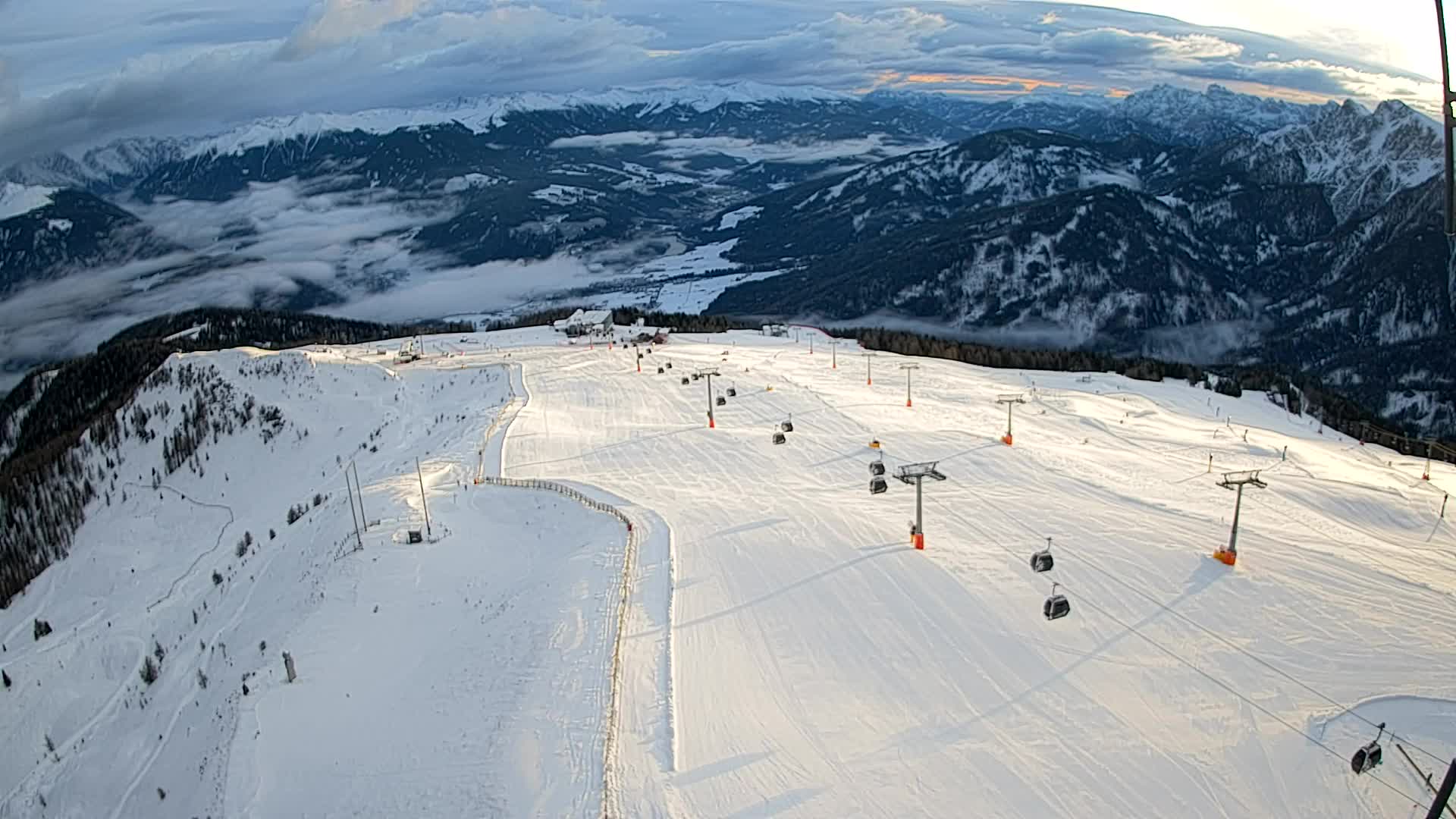 Kronplatz peak | view to Valdaora – Olang