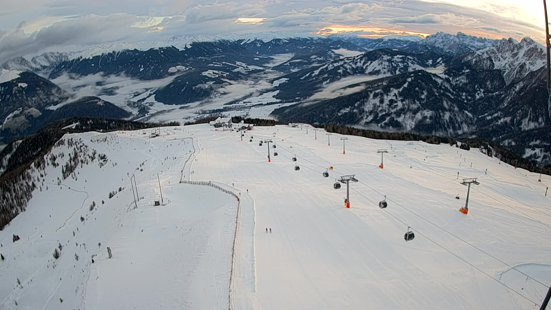 Kronplatz peak | view to Valdaora – Olang