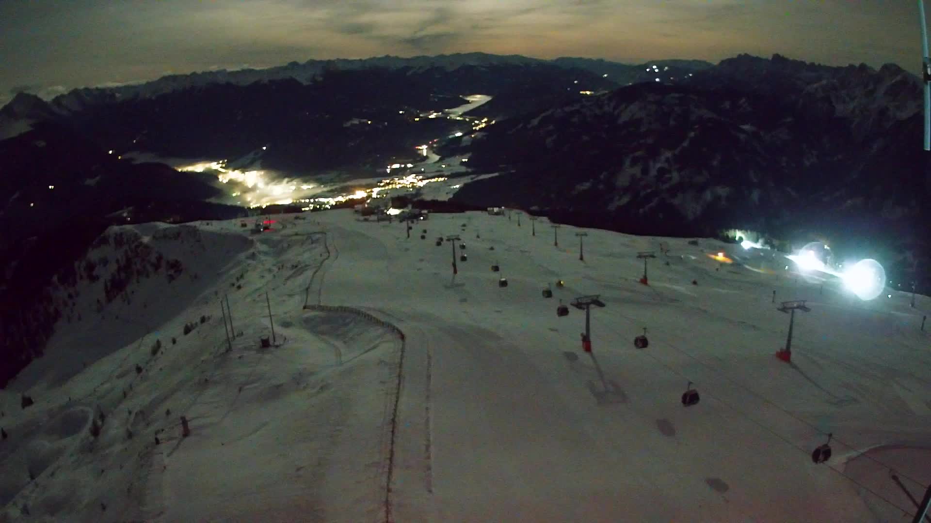 Kronplatz peak | view to Valdaora – Olang