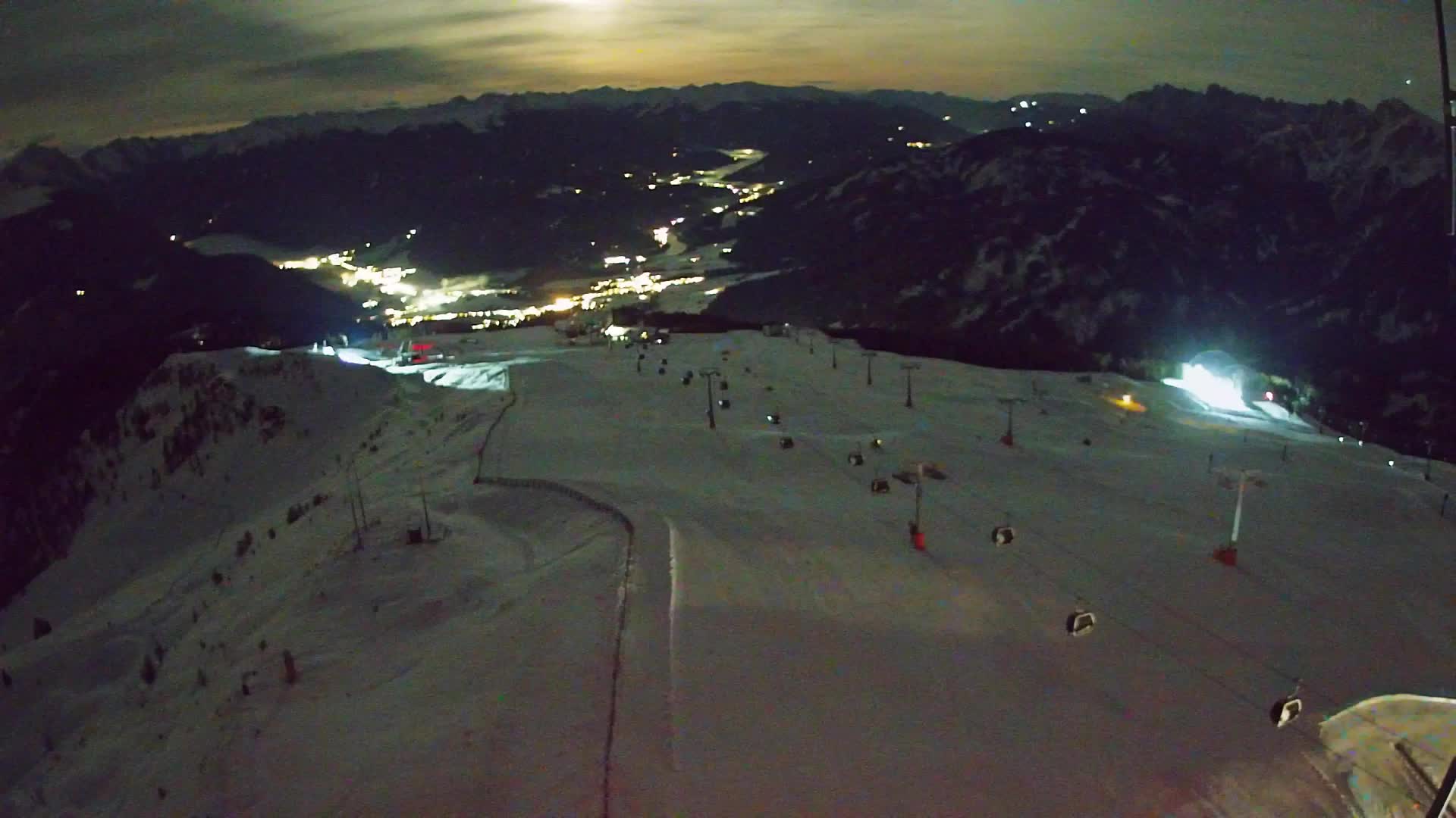 Kronplatz peak | view to Valdaora – Olang