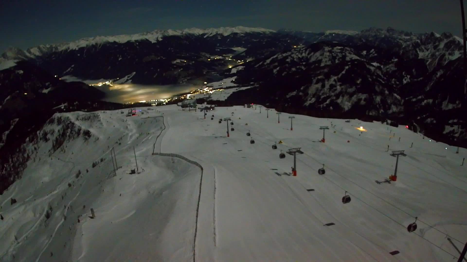 Kronplatz peak | view to Valdaora – Olang