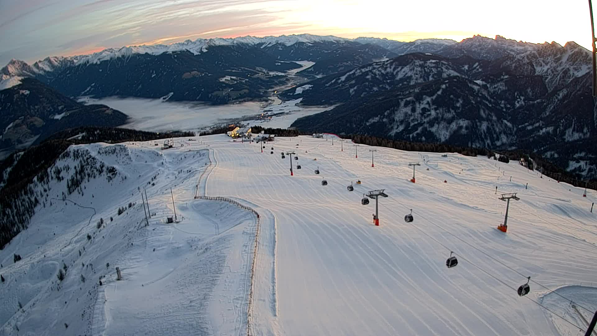 Kronplatz peak | view to Valdaora – Olang