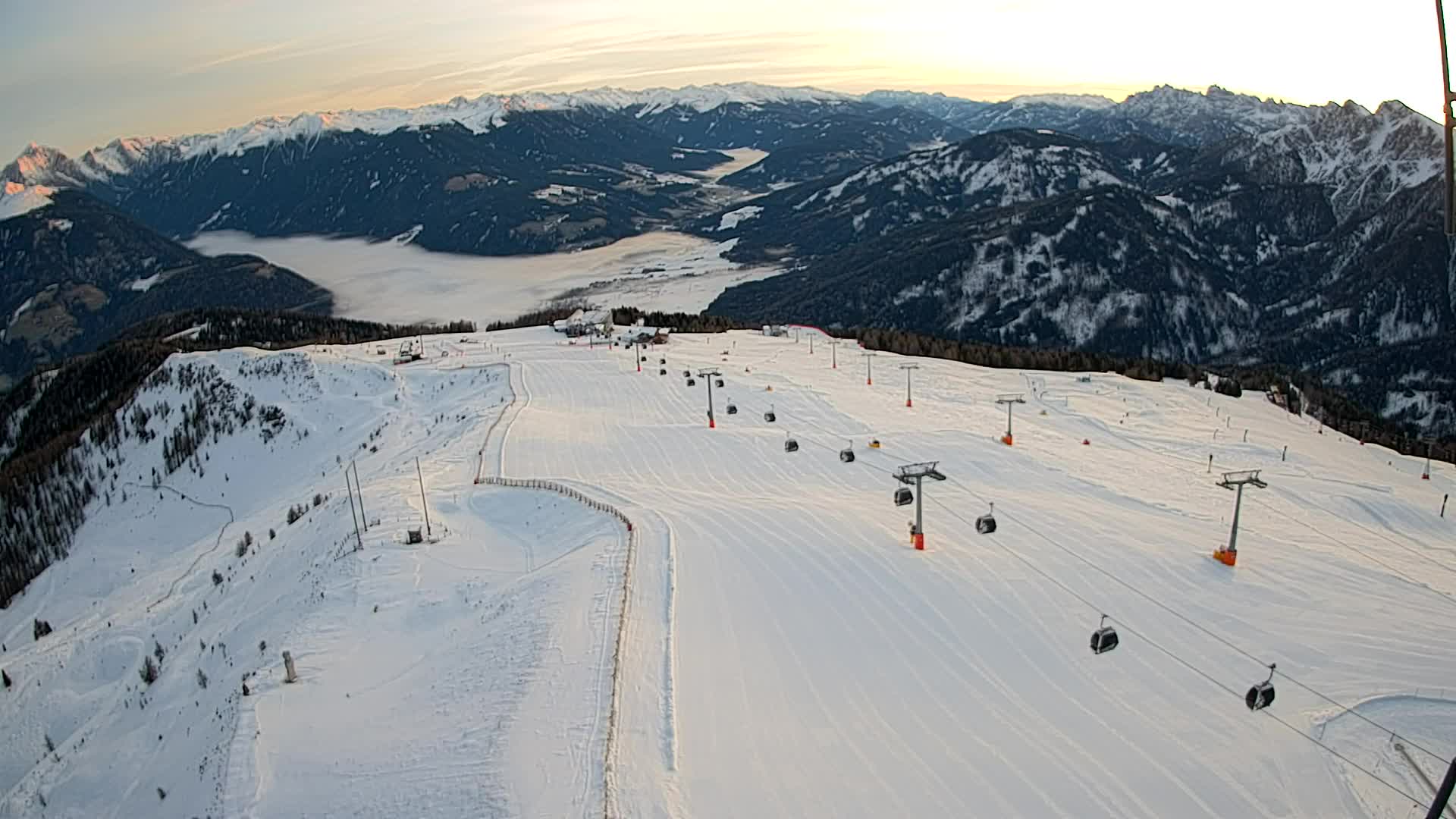 Kronplatz peak | view to Valdaora – Olang