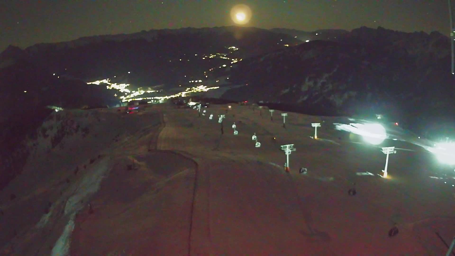 Kronplatz peak | view to Valdaora – Olang