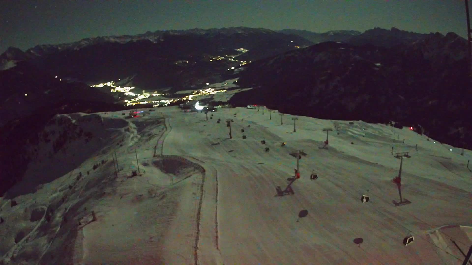 Kronplatz peak | view to Valdaora – Olang