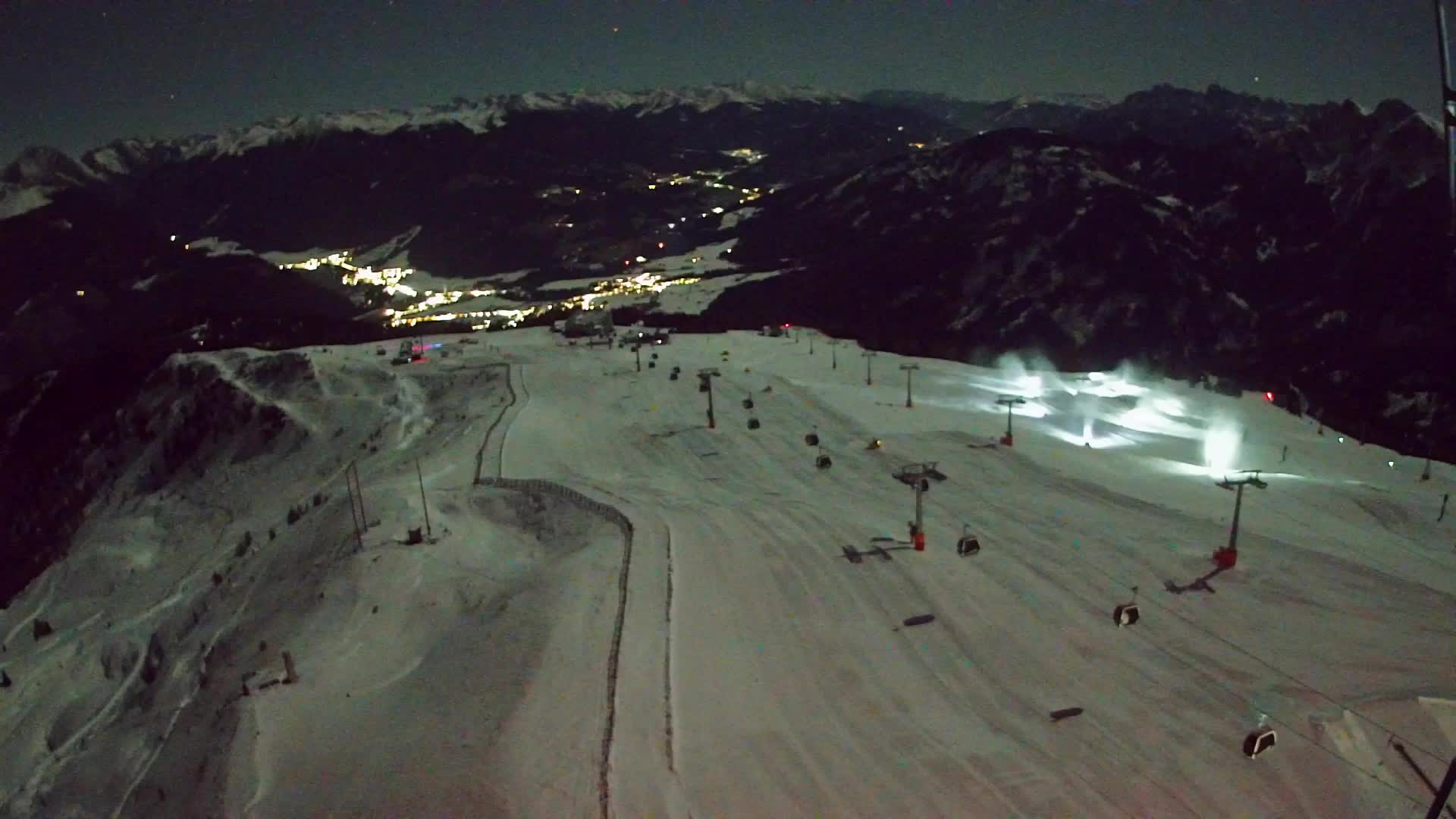 Kronplatz peak | view to Valdaora – Olang