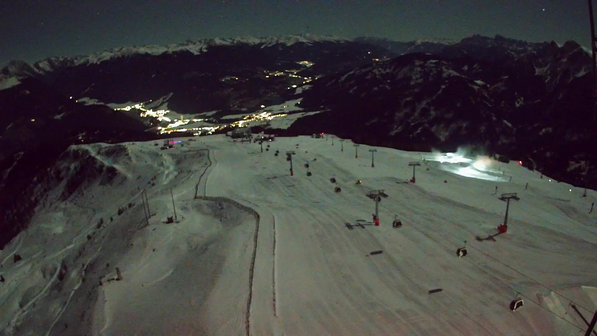 Kronplatz peak | view to Valdaora – Olang