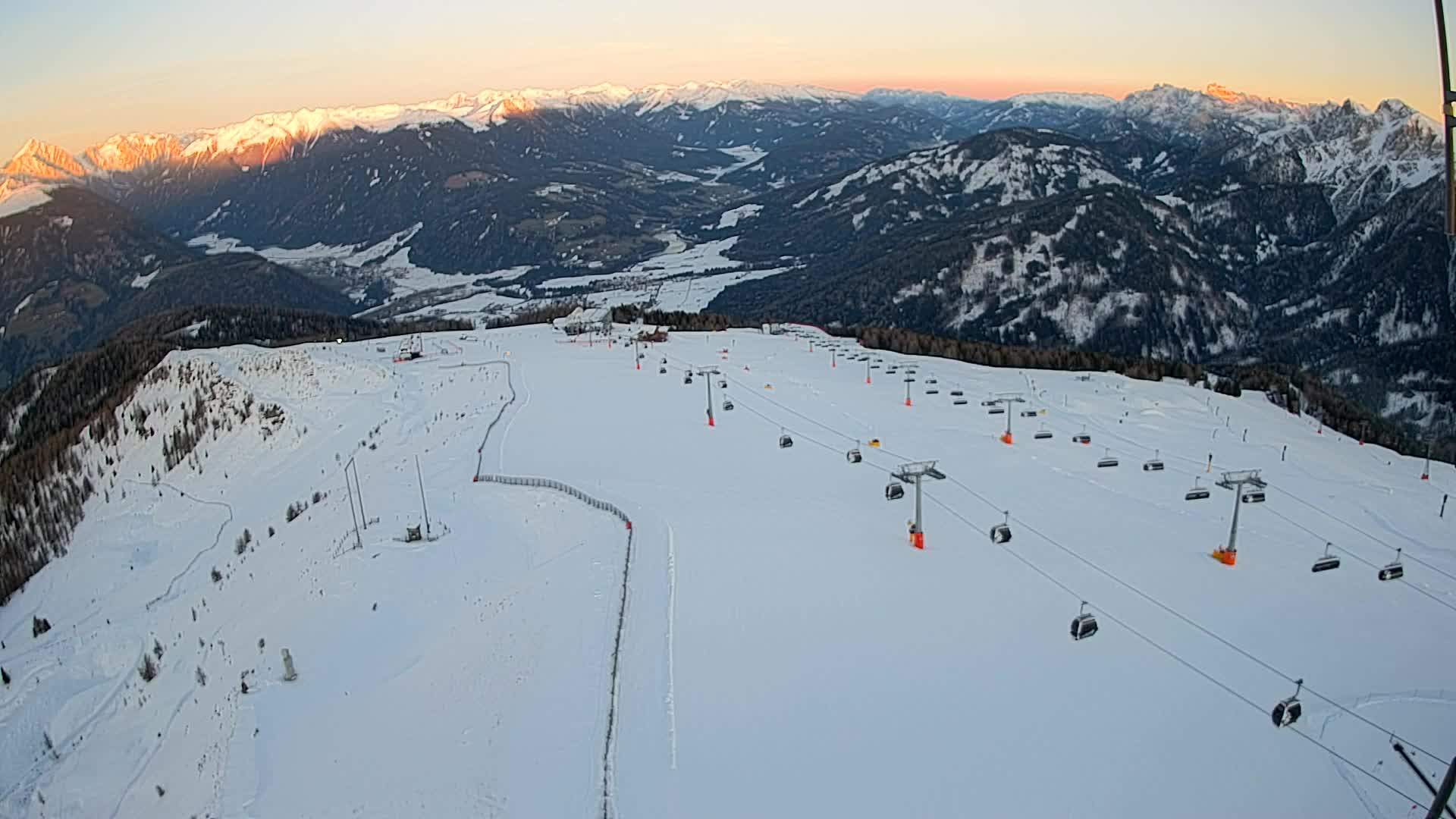Kronplatz peak | view to Valdaora – Olang