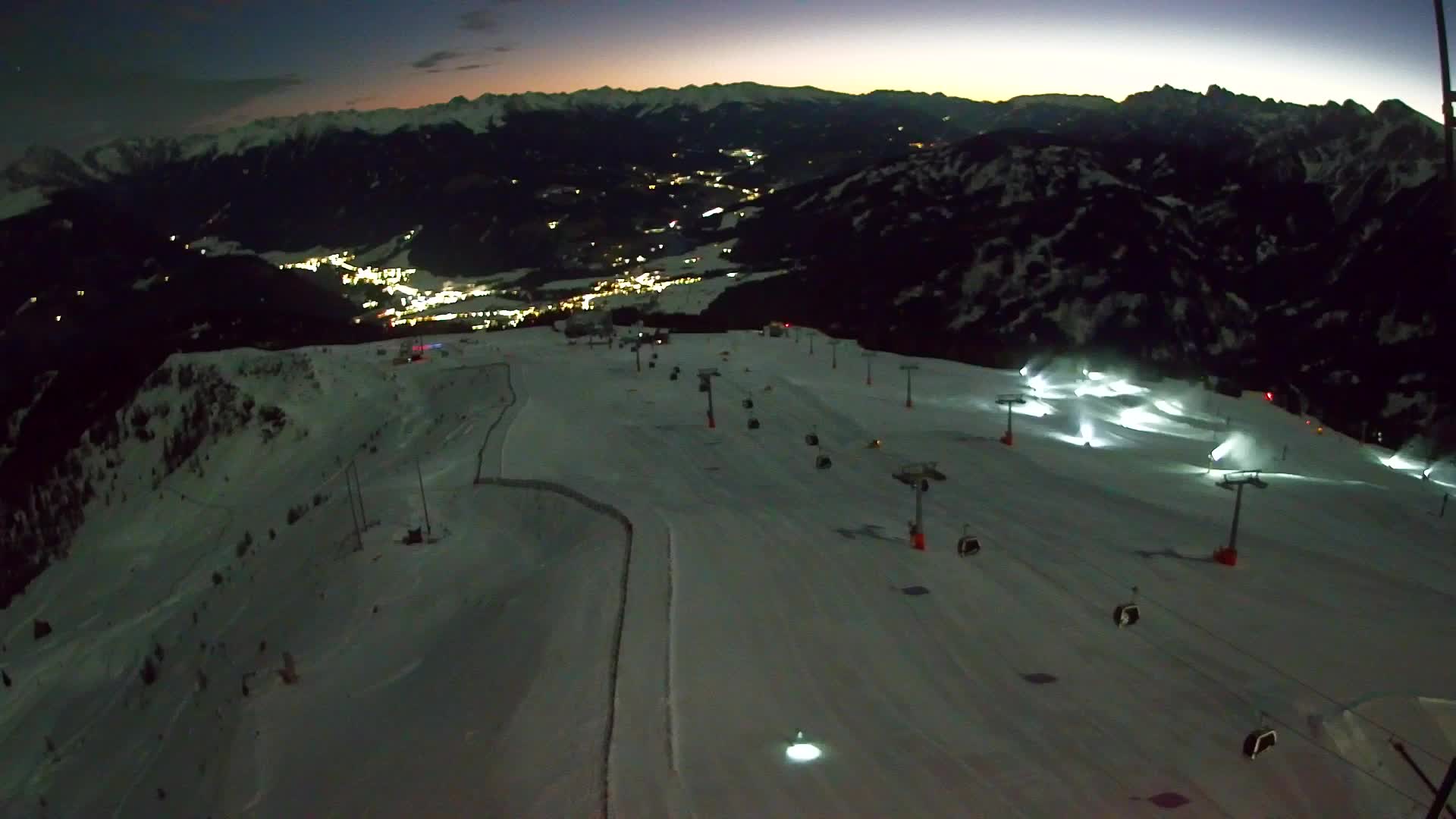 Kronplatz peak | view to Valdaora – Olang