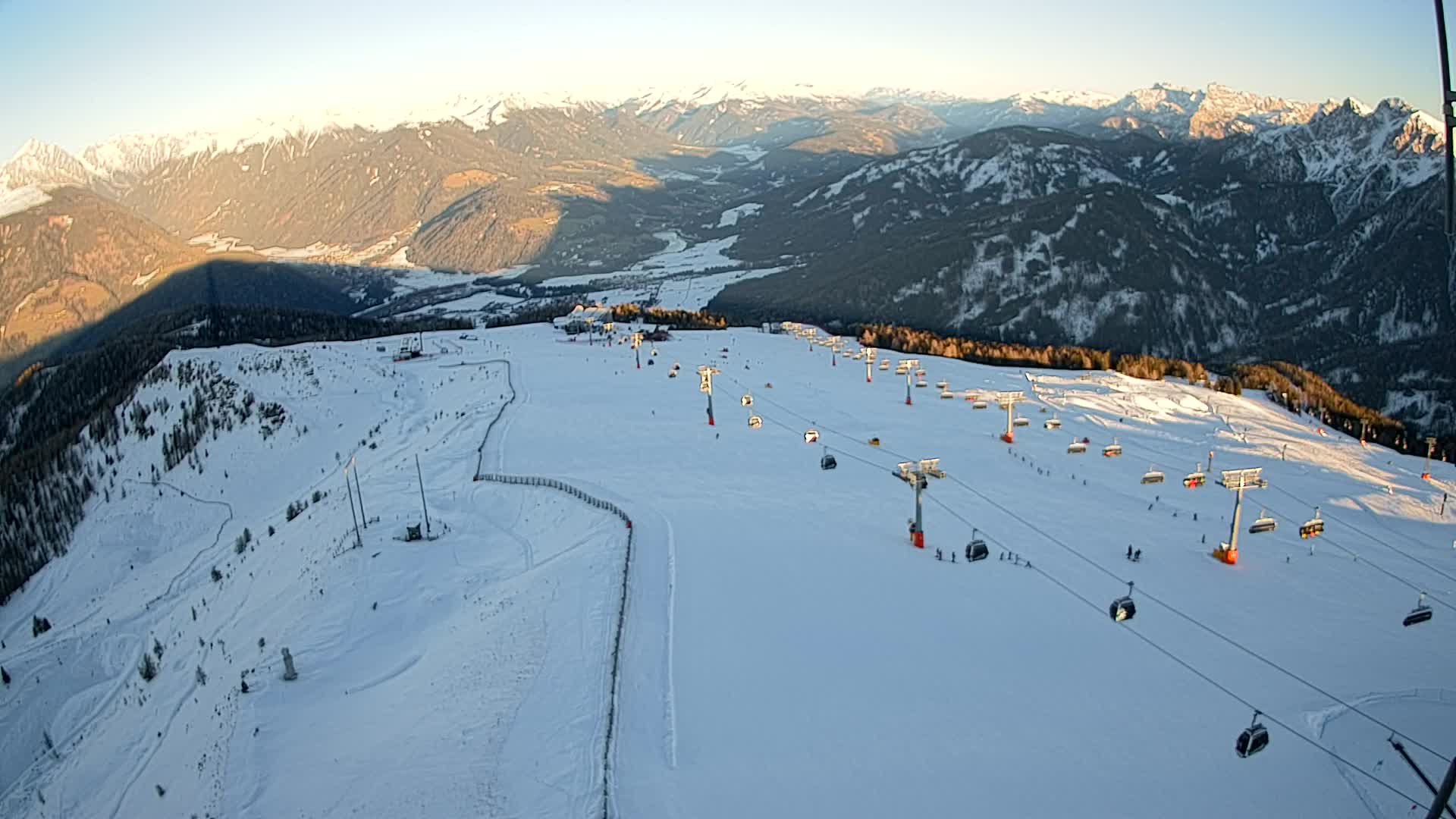 Kronplatz peak | view to Valdaora – Olang