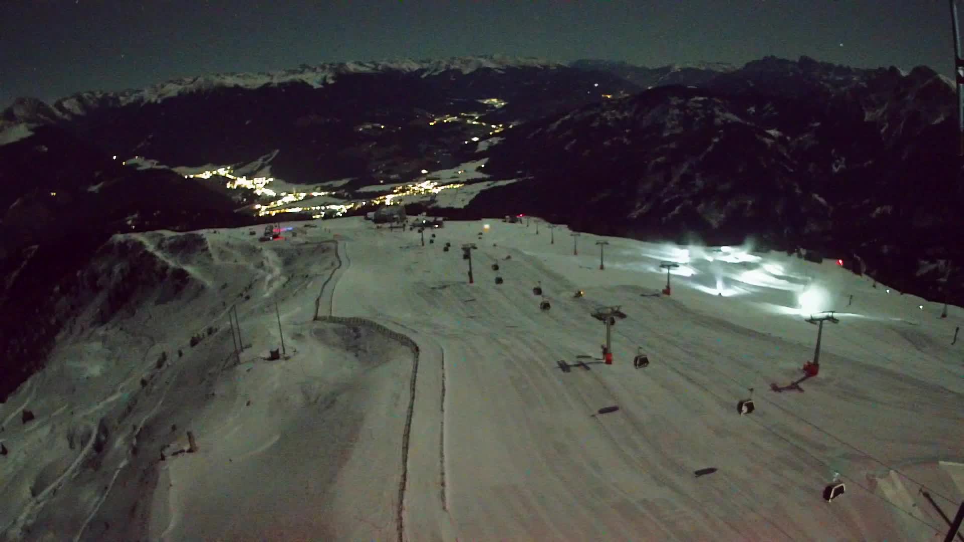 Kronplatz peak | view to Valdaora – Olang